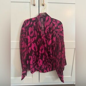Who What Wear Vibrant Pink Fuchsia Top Blouse Size Medium